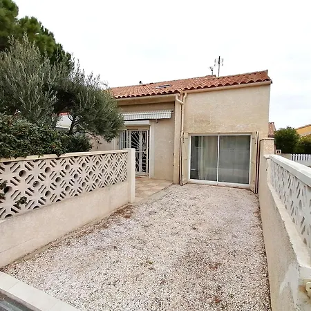 Holiday home Maison Palmier Du